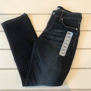 Levi’s Modern Slim Jeans